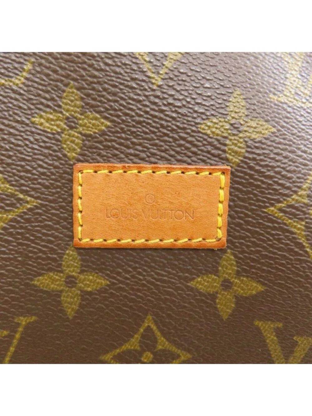 Louis Vuitton Saumur 30 Shoulder Bag Monogram Canvas
